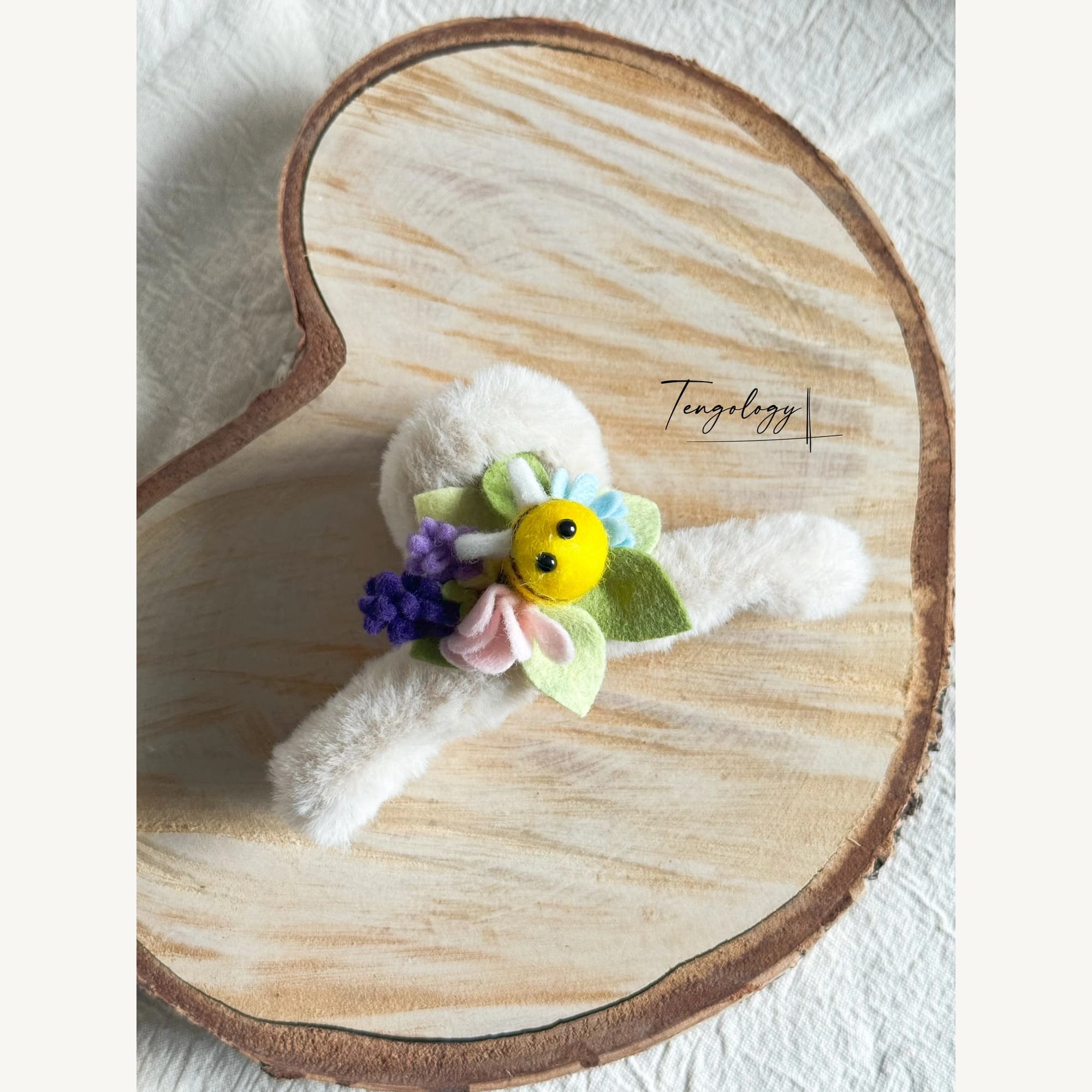 Bee Garden Faux Fur Claw Clip — product detail