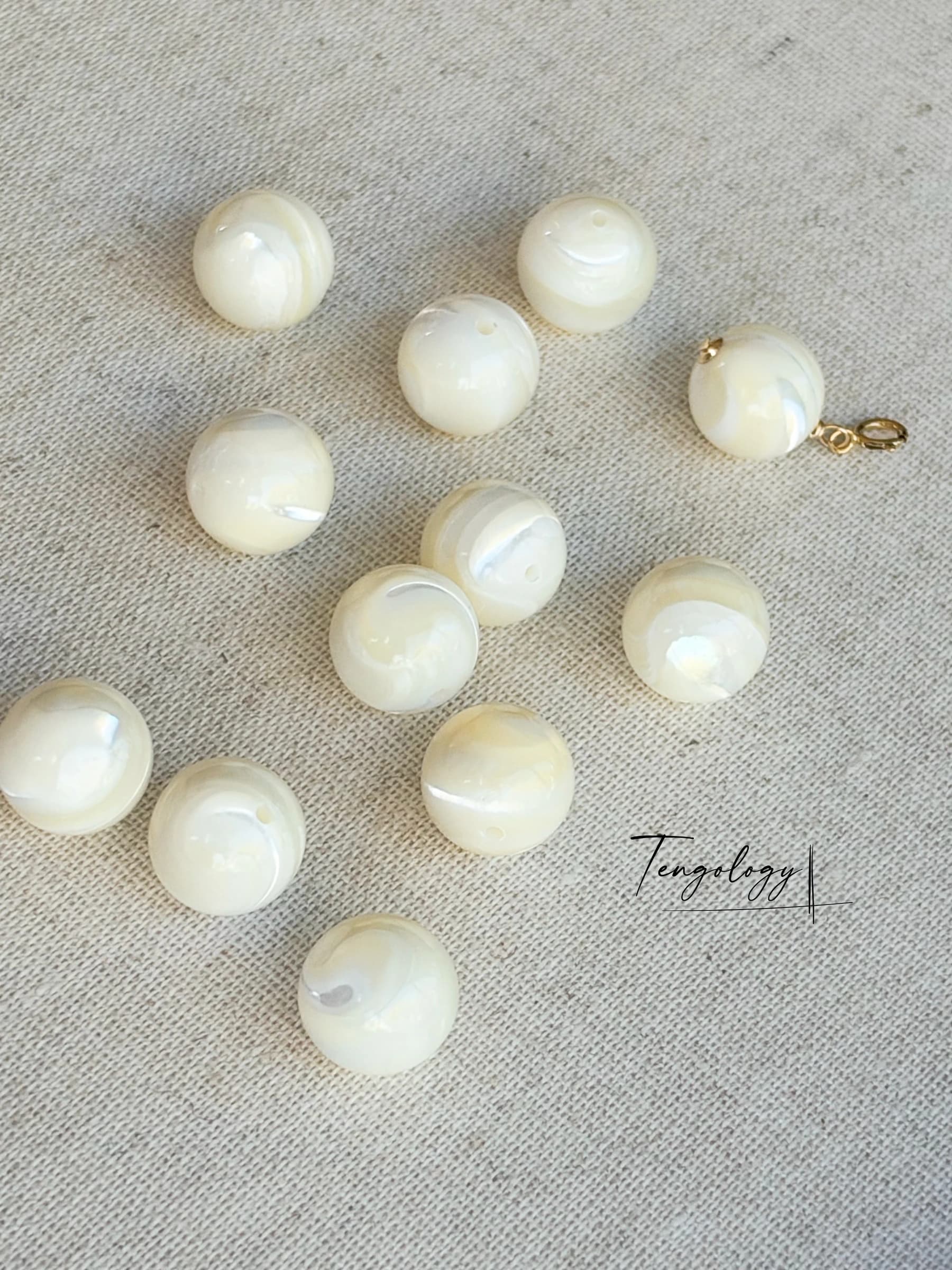 Planet — Mother of Pearl bracelet charm