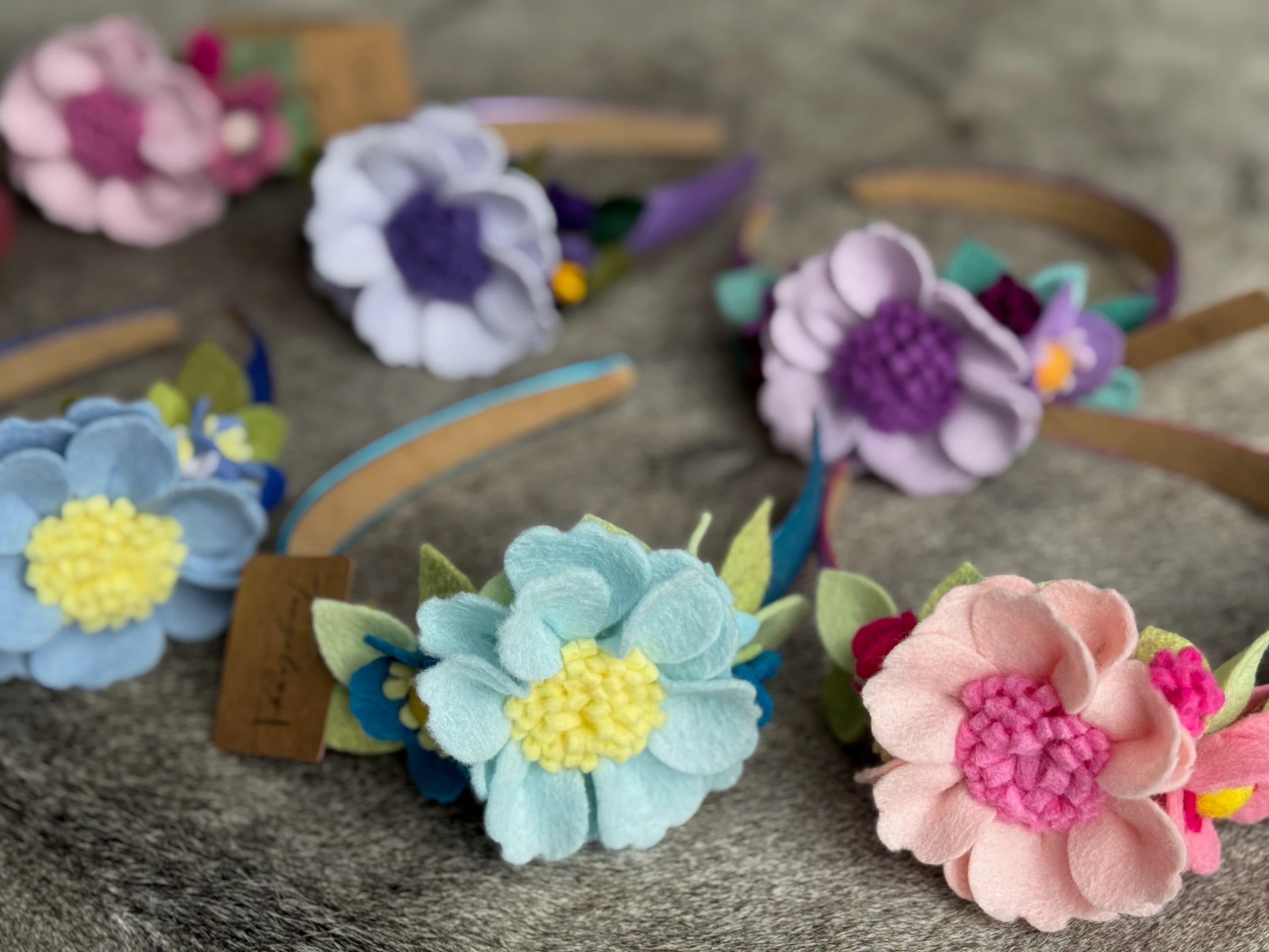 Handmade Flower Garden felt headbands — flower and colour details, photo 6352