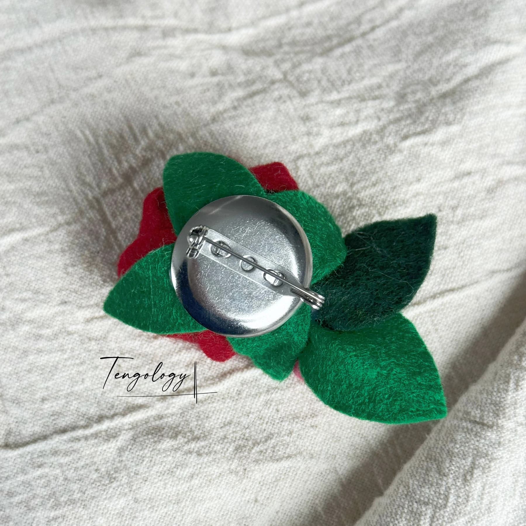 Layered felt flower brooch — Burgundy, pin back