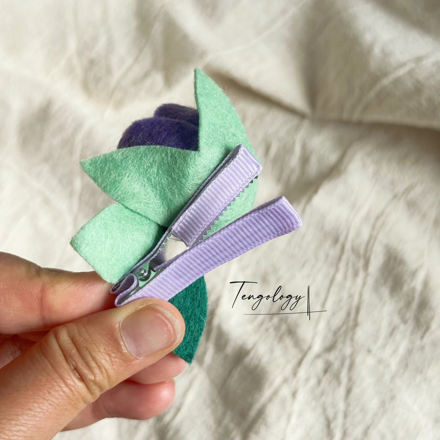 Layered felt flower hair clip — Purple / orange centre, alligator clip back
