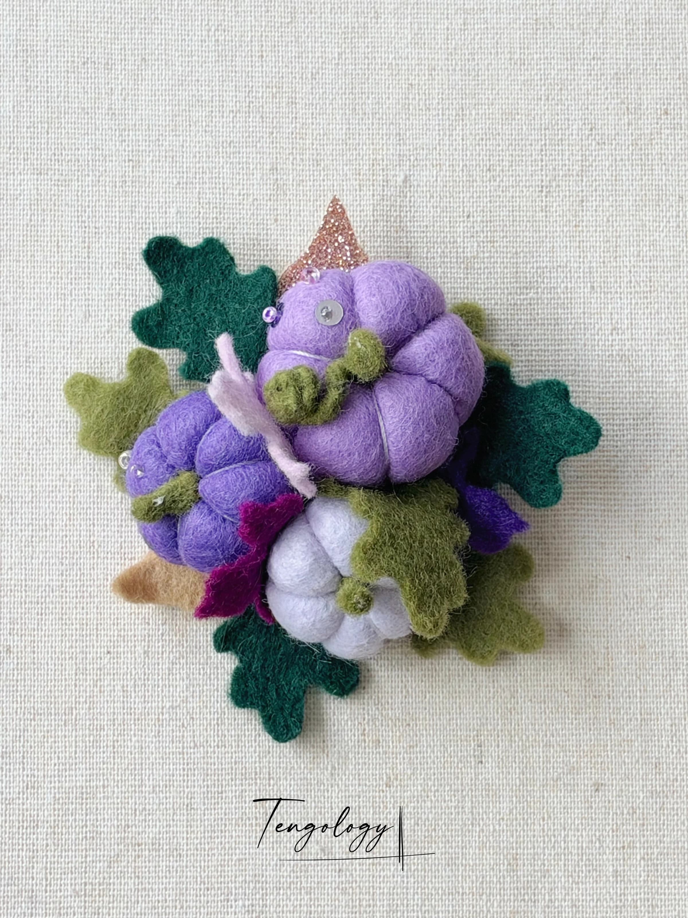Pumpkin Cluster Brooch — Purple