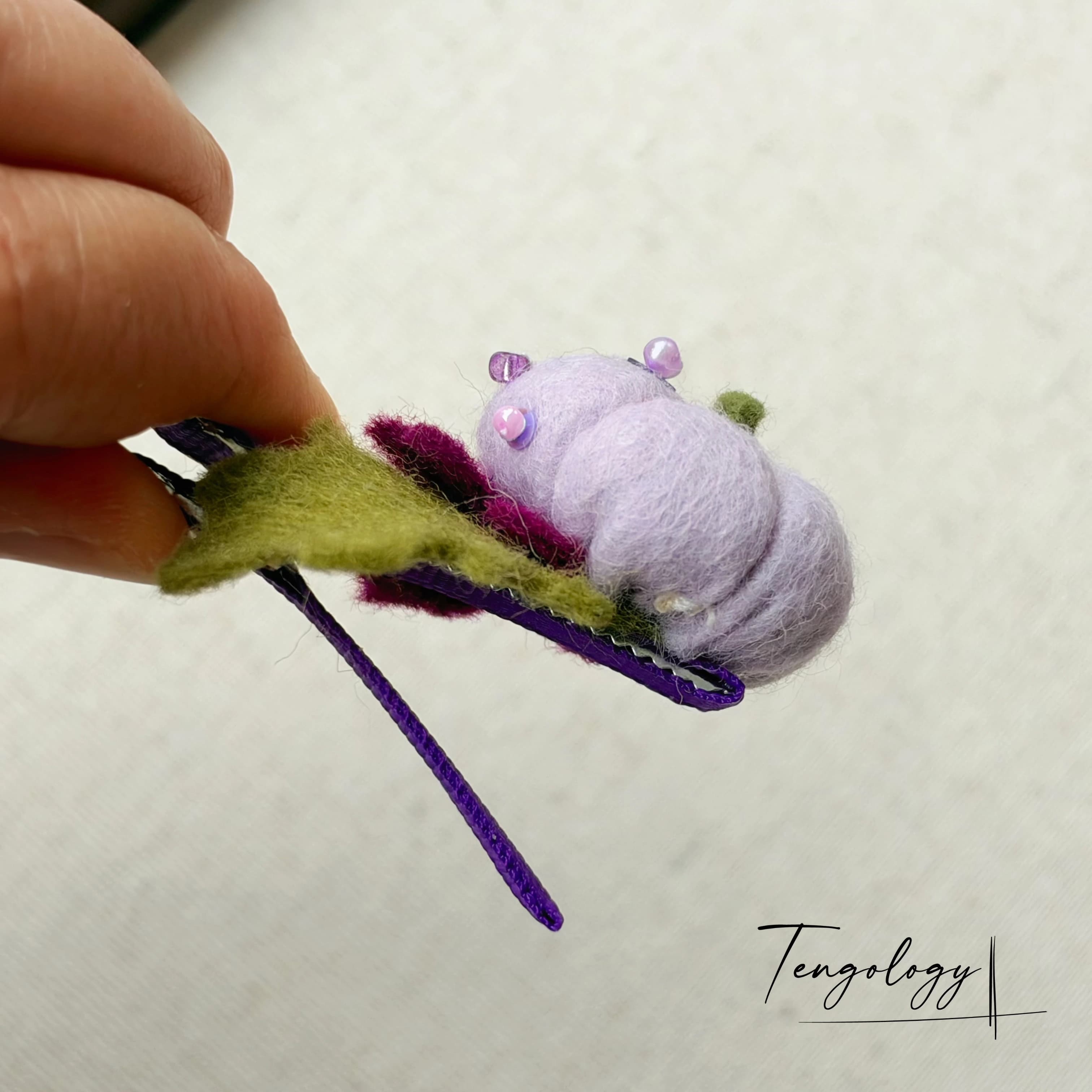 Pumpkin hair clip — product photograph