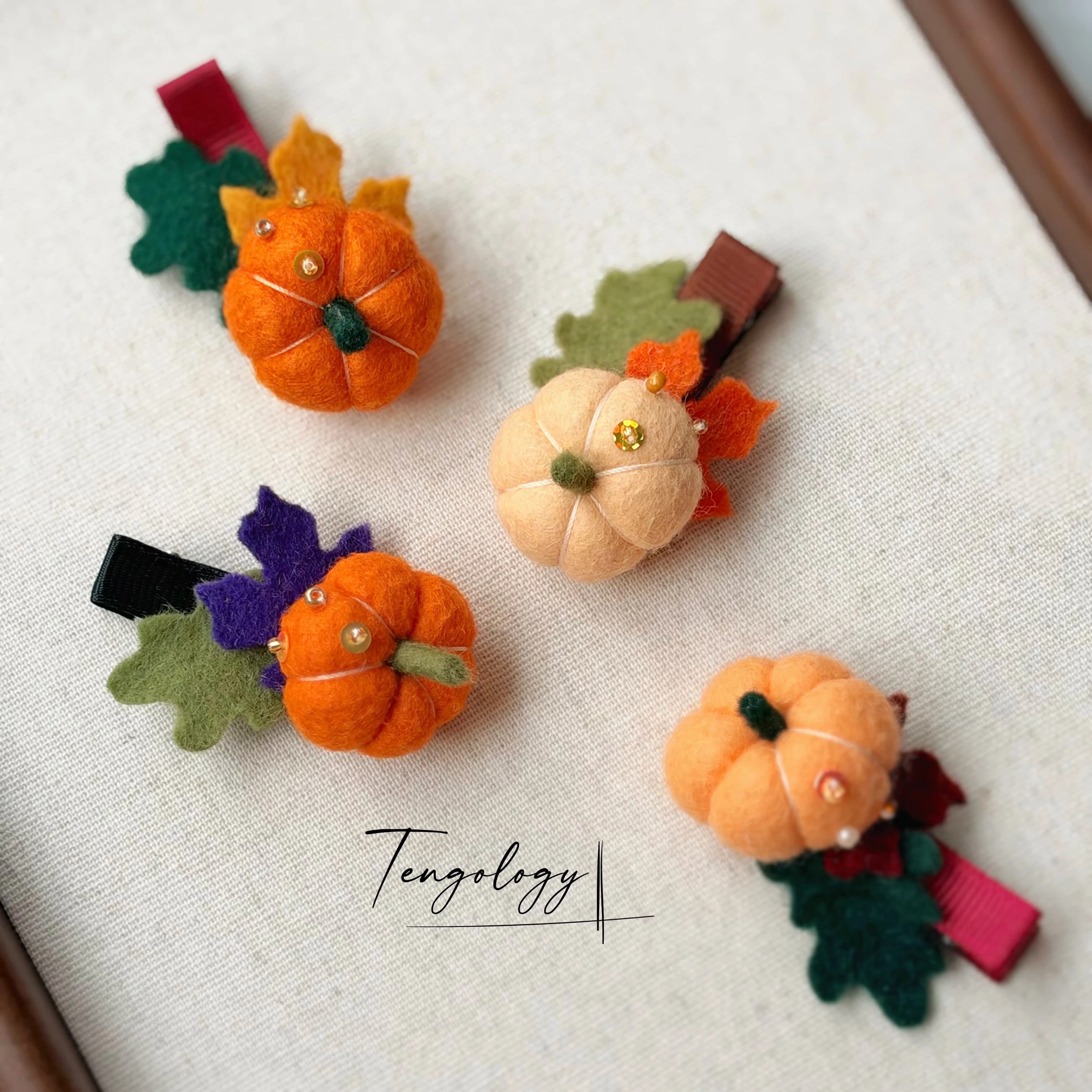 Pumpkin hair clip — product photograph