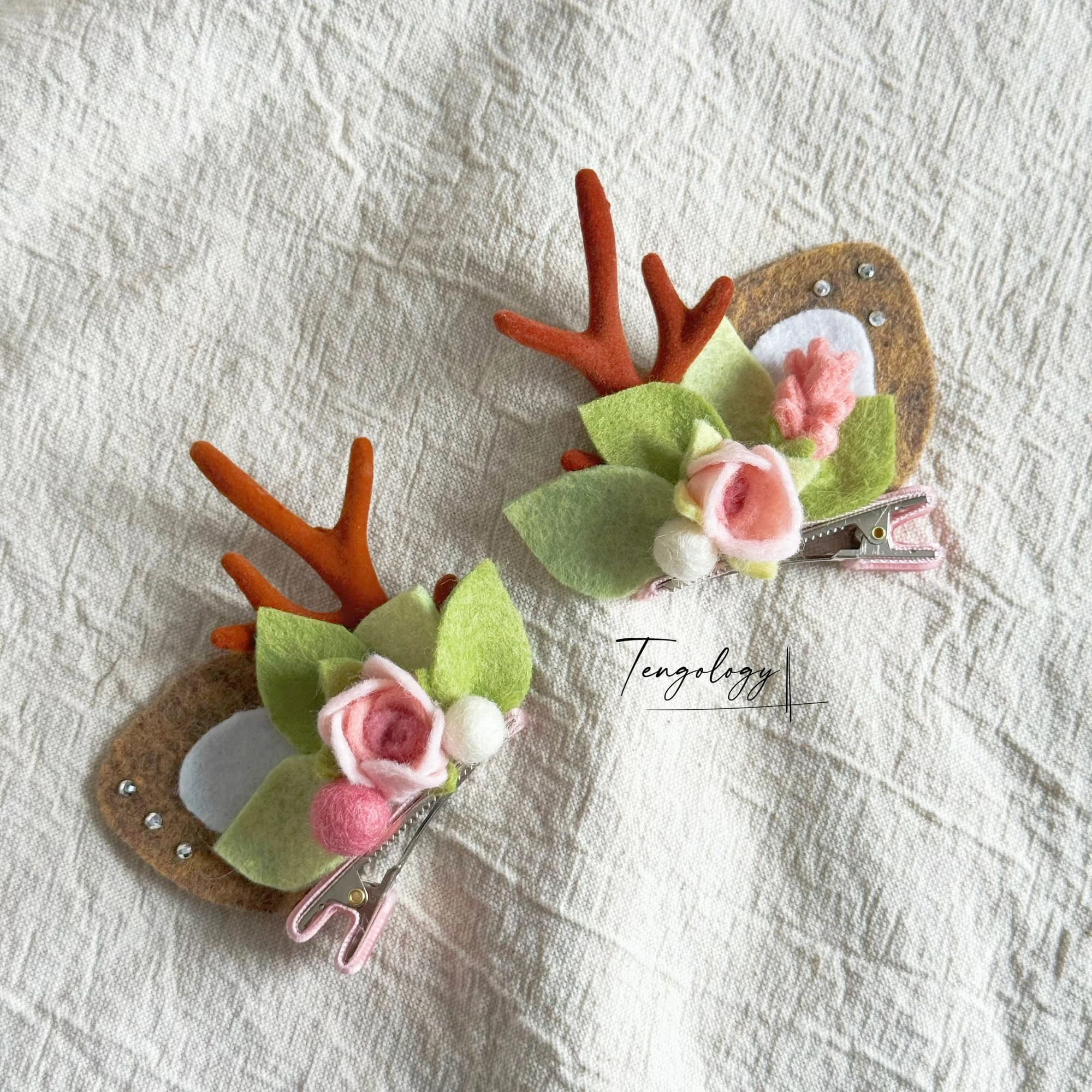 Reindeer Antler & Rose Hair Clips — Blush / pink