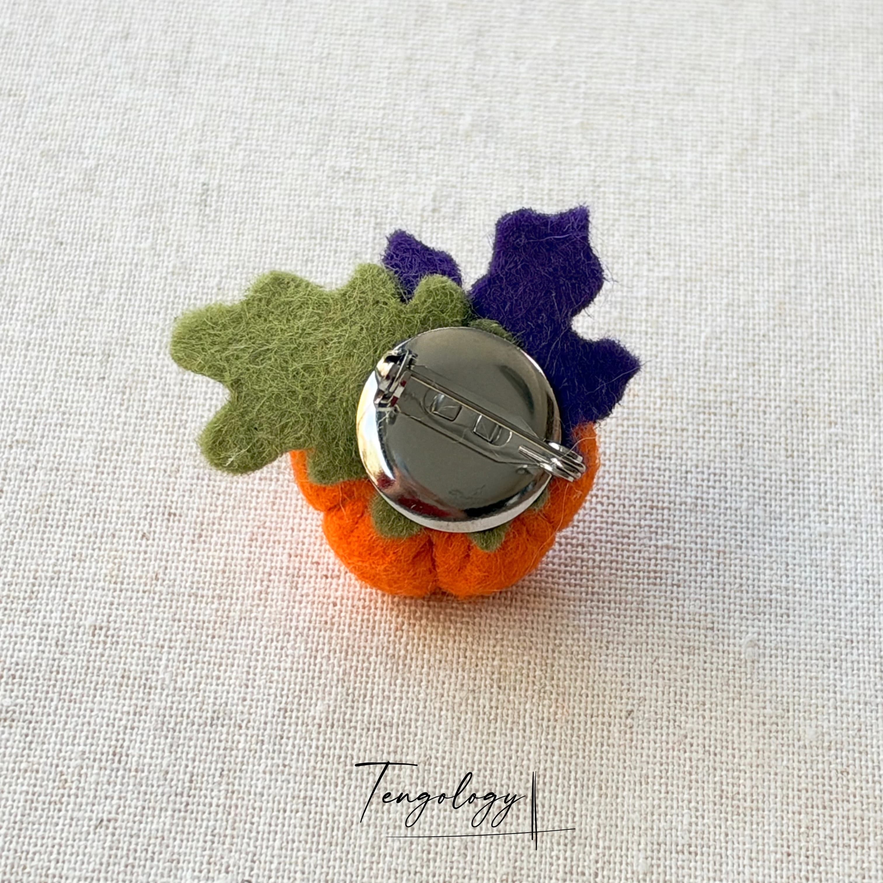 Single Pumpkin Brooch — Orange / Purple Leaves, pin fastening