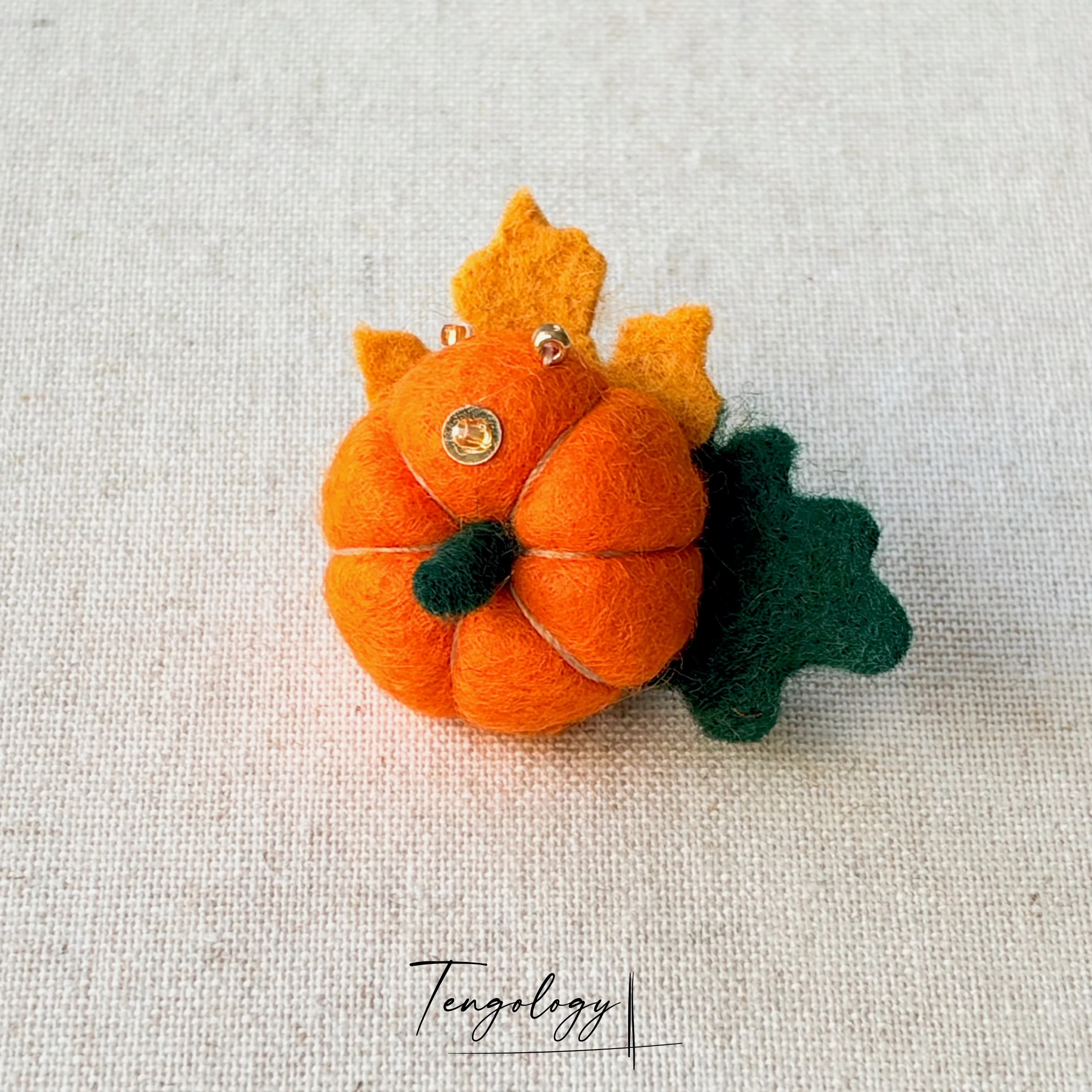 Single Pumpkin Brooch — Orange / Golden Leaves, front view