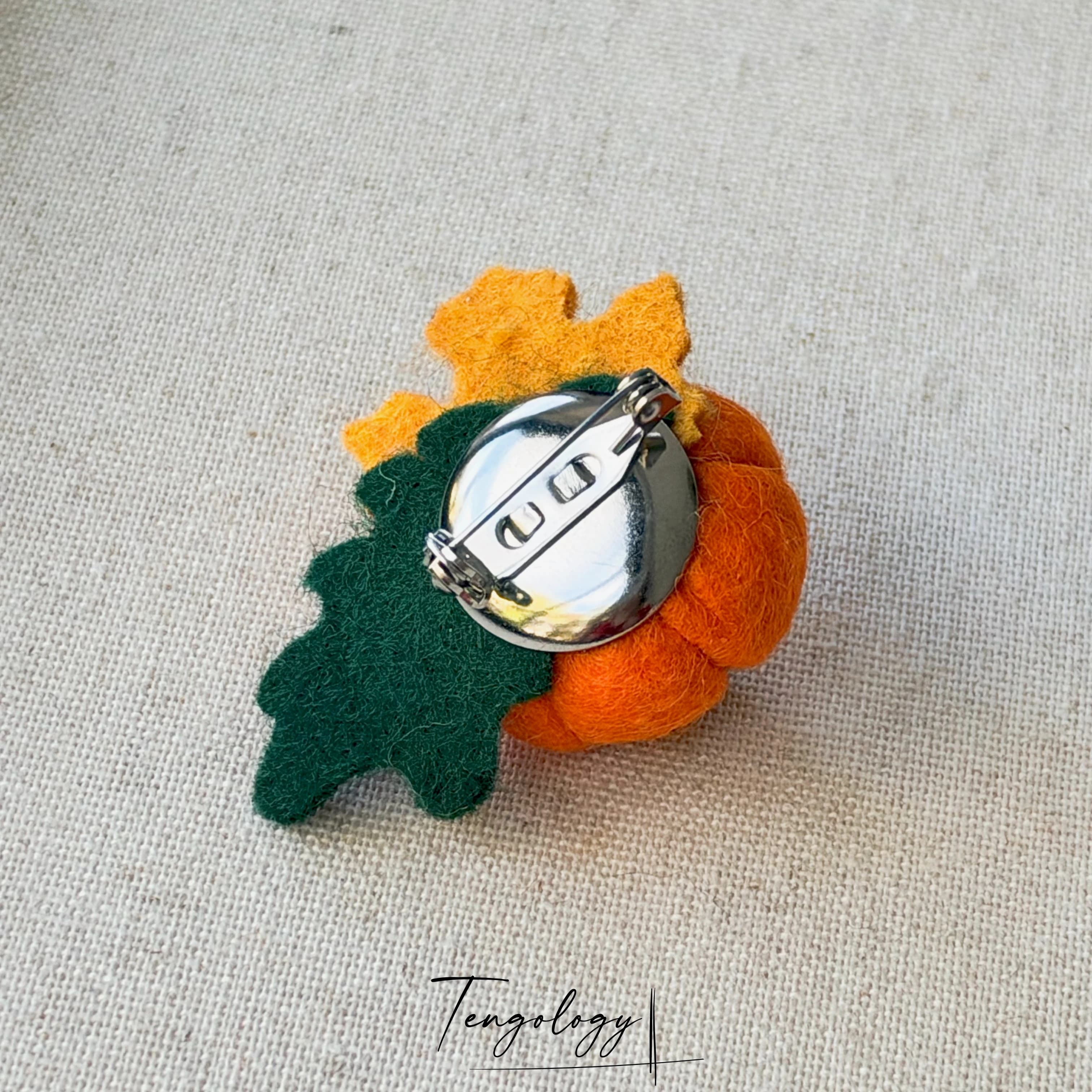 Single Pumpkin Brooch — Orange / Golden Leaves, pin fastening