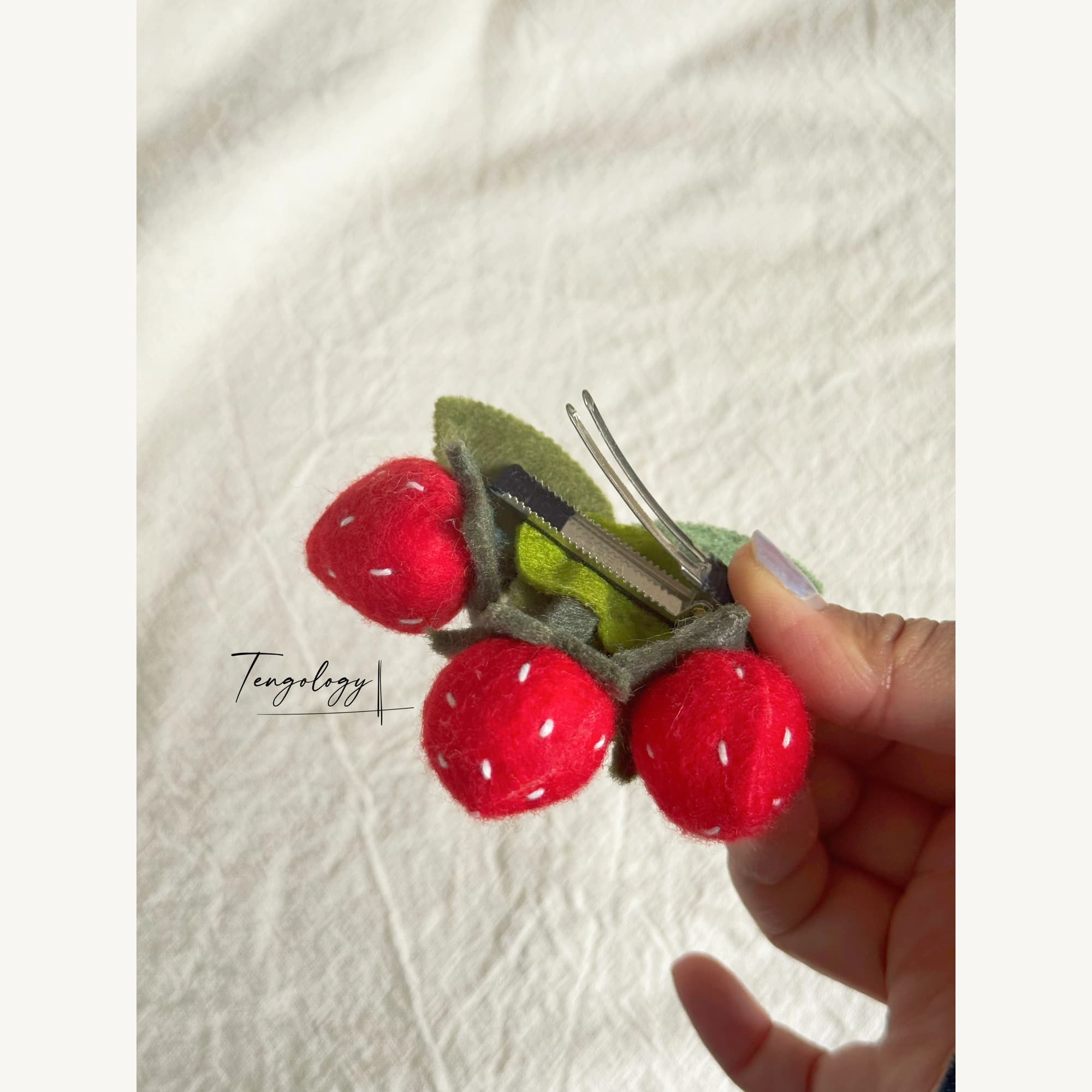 Strawberries Hair Clip — back and clip fastening
